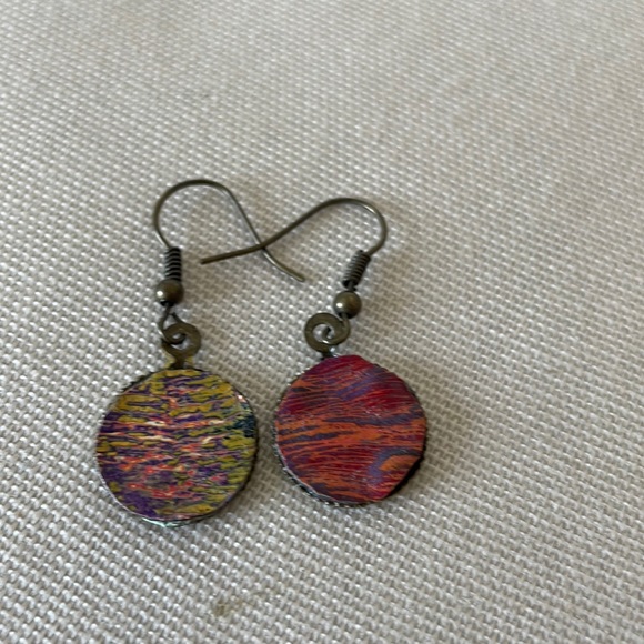 Austin Graffiti Wall Earnings - Picture 1 of 1